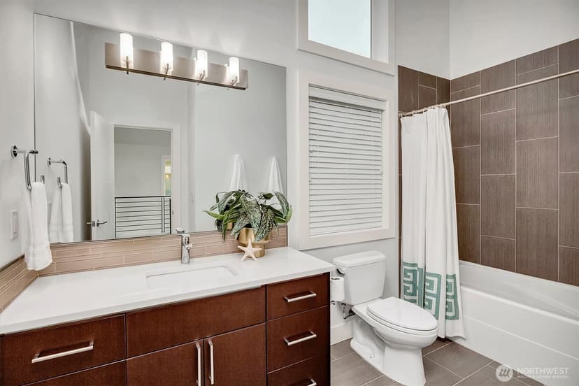 Property photo for 11421 NE 88th Street, Kirkland photo 26
