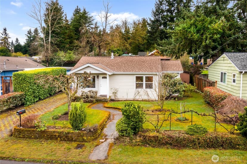Property photo for 16011 27th Avenue NE, Shoreline