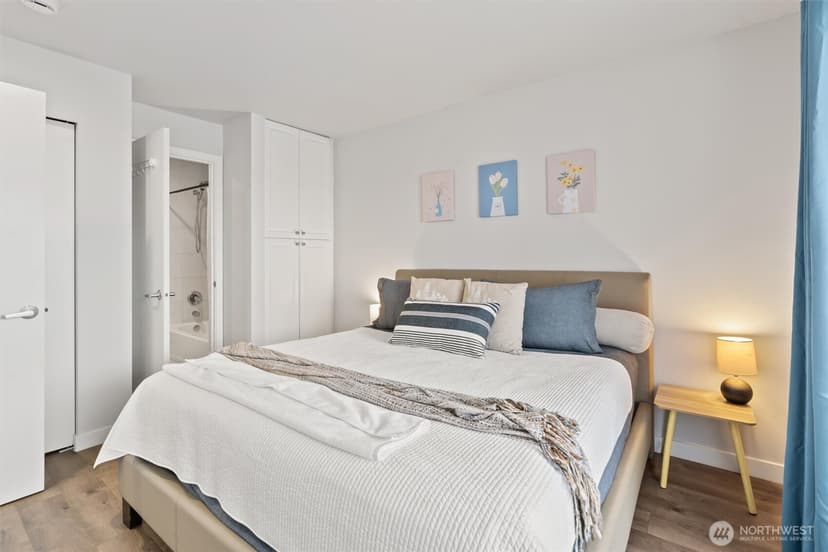 Property photo for 321 10th Avenue S #705, Seattle photo 20