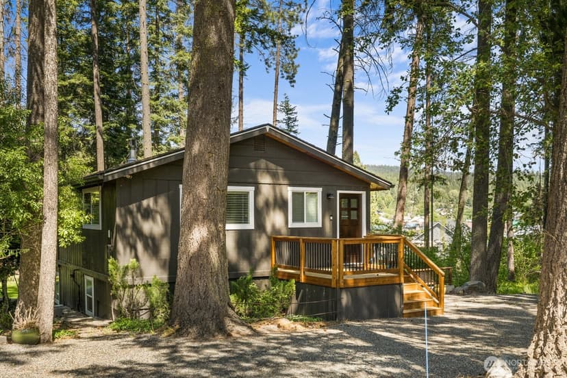 Property photo for 661 W Pacific Avenue, Ronald photo 34