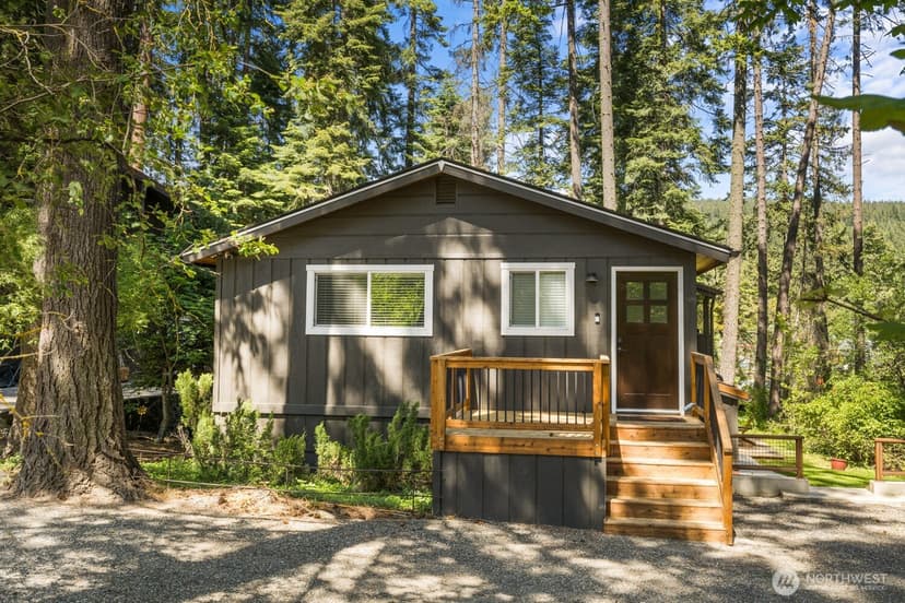 Property photo for 661 W Pacific Avenue, Ronald photo 33