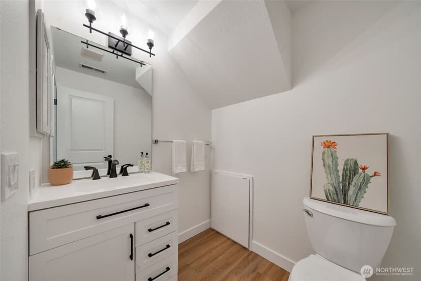 Property photo for 953 Field Avenue NE, Renton photo 14