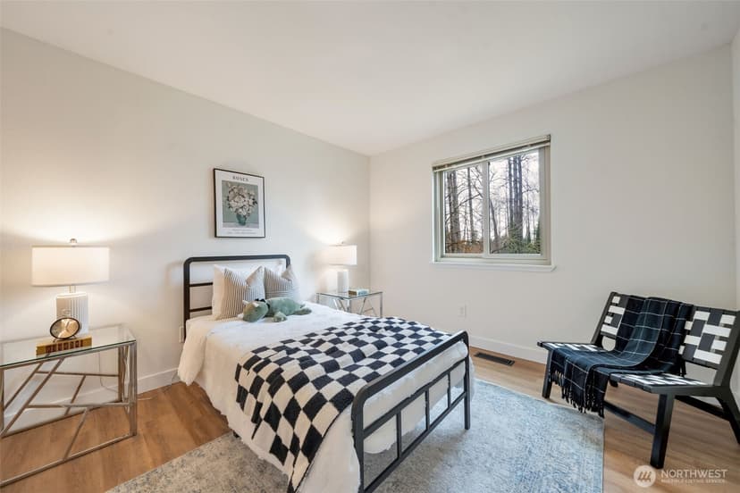 Property photo for 953 Field Avenue NE, Renton photo 18