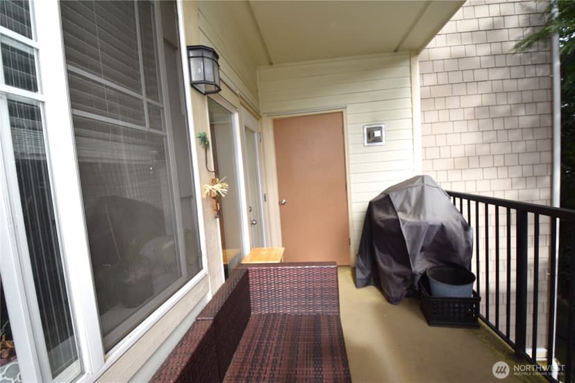 Property photo for 15026 40th Avenue #14302, Lynnwood photo 19