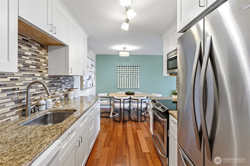 Property photo for 2625 13th Avenue W #302, Seattle photo 11