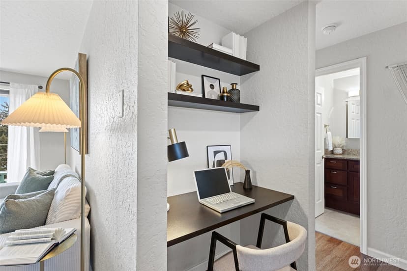 Property photo for 2625 13th Avenue W #302, Seattle photo 7