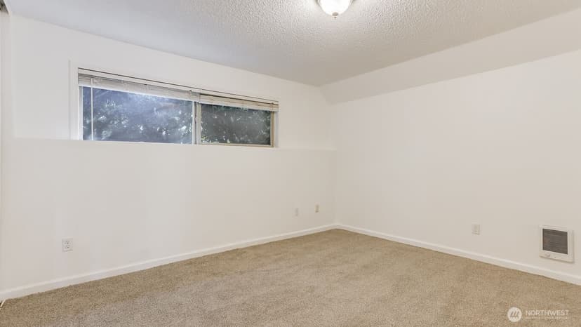 Property photo for 31003 14th Avenue S #D 13, Federal Way photo 13