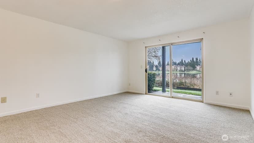 Property photo for 31003 14th Avenue S #D 13, Federal Way photo 7