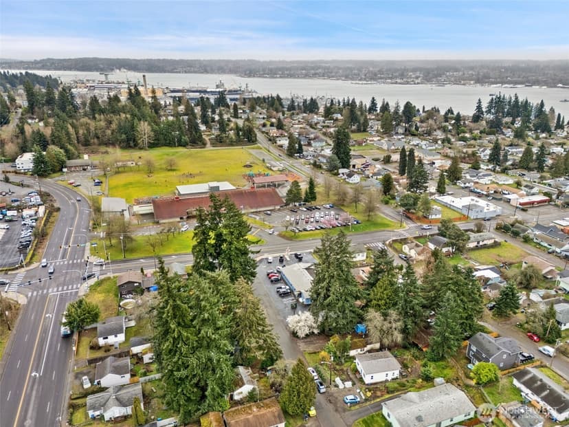 Property photo for 4110 W J Street, Bremerton photo 26