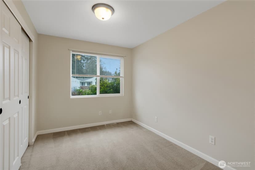 Property photo for 9022 Lorraine Avenue S, Lakewood photo 16