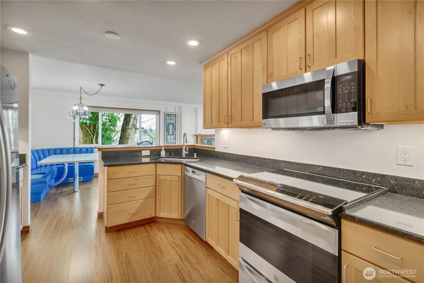Property photo for 909 N I Street #205, Tacoma photo 8