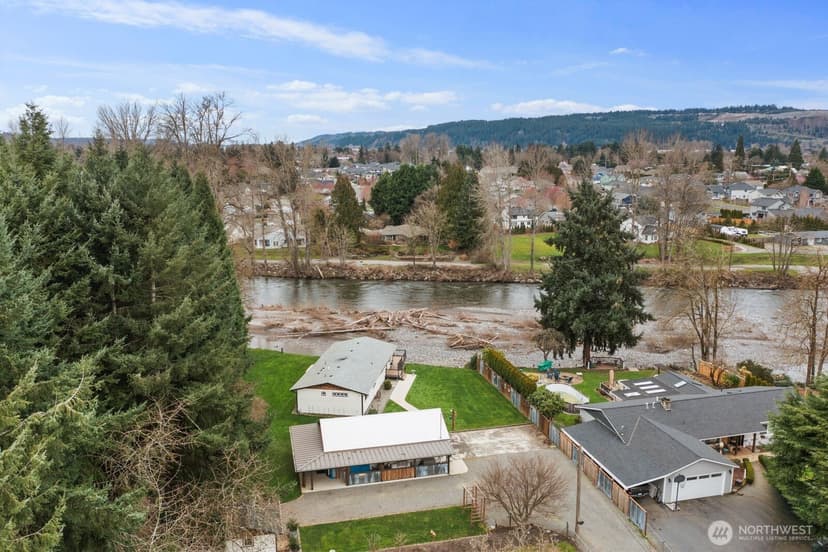 Property photo for 14619 80th Street E, Puyallup photo 37
