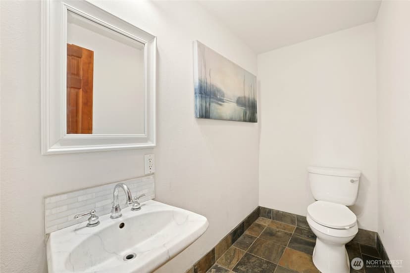 Property photo for 20604 4th Avenue S, Des Moines photo 18