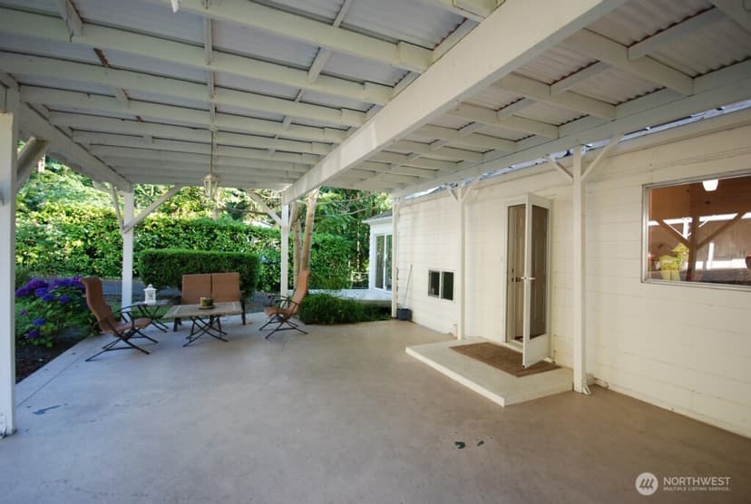 Property photo for 3950 Lake WA Boulevard NE, Kirkland photo 12