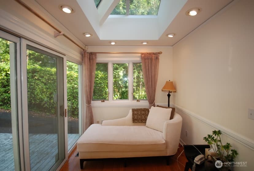 Property photo for 3950 Lake WA Boulevard NE, Kirkland photo 11