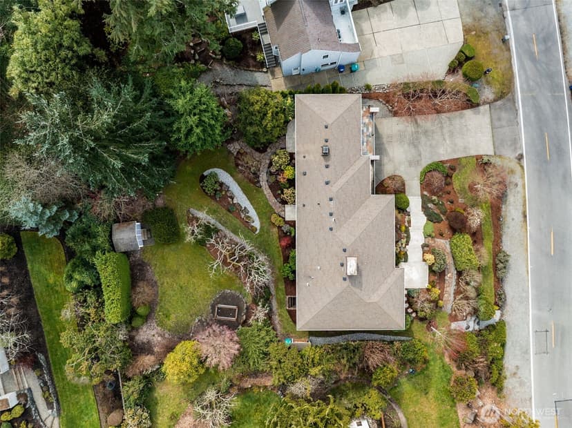 Property photo for 18502 Normandy Terrace SW, Normandy Park photo 31