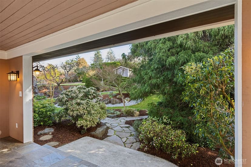 Property photo for 18502 Normandy Terrace SW, Normandy Park photo 25