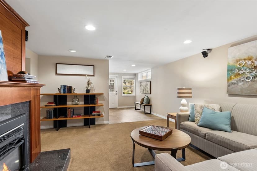 Property photo for 18502 Normandy Terrace SW, Normandy Park photo 17