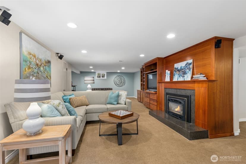 Property photo for 18502 Normandy Terrace SW, Normandy Park photo 16