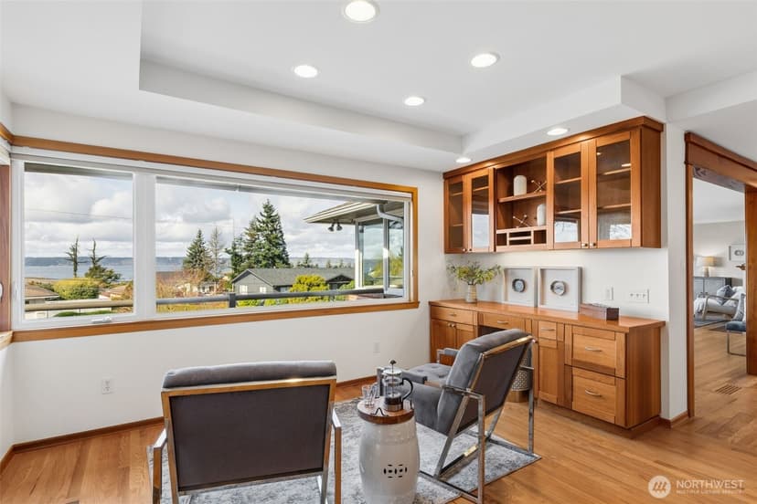 Property photo for 18502 Normandy Terrace SW, Normandy Park photo 10