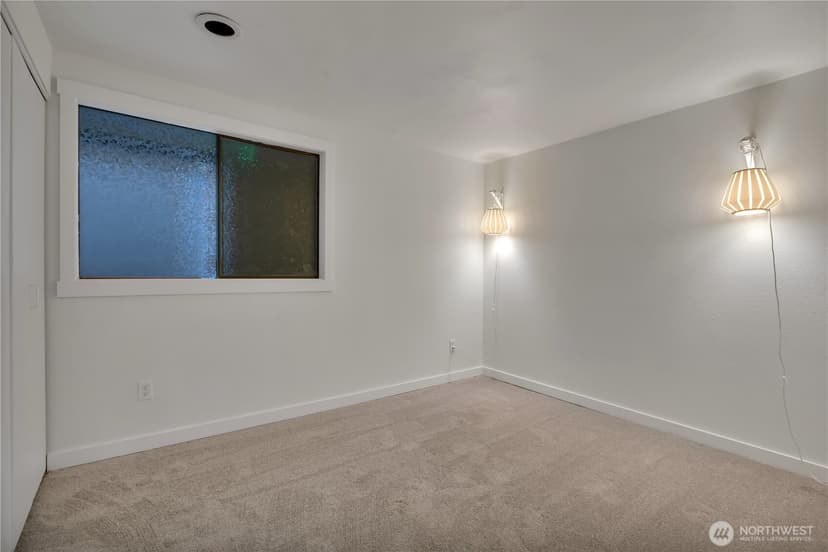 Property photo for 2253 Gilman Drive W #105, Seattle photo 12