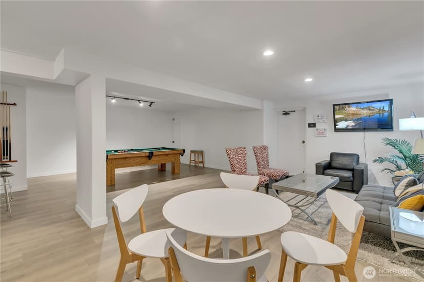 Property photo for 2253 Gilman Drive W #105, Seattle photo 30