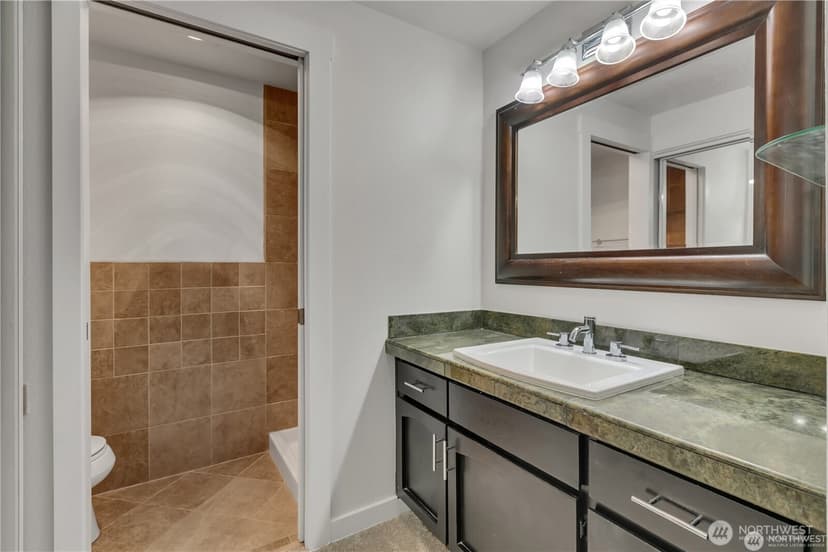 Property photo for 2253 Gilman Drive W #105, Seattle photo 11