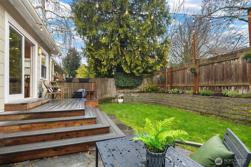 Property photo for 832 NW 67th Street, Seattle photo 25