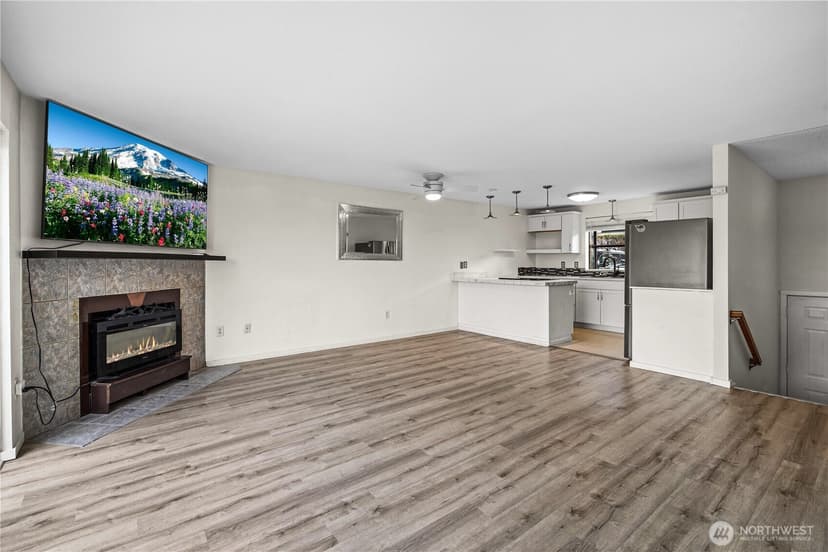 Property photo for 110 19th Avenue SE #16, Puyallup photo 5