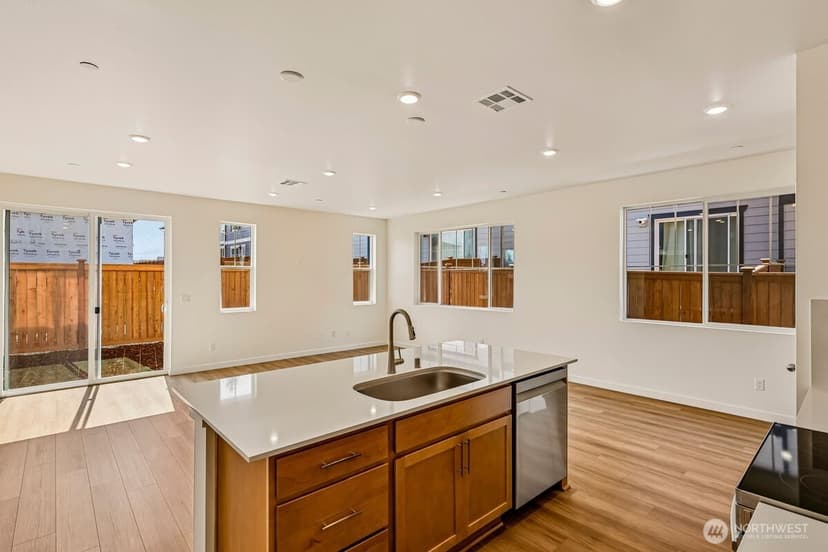 Property photo for 8520 42nd Place NE #ES76, Marysville photo 11