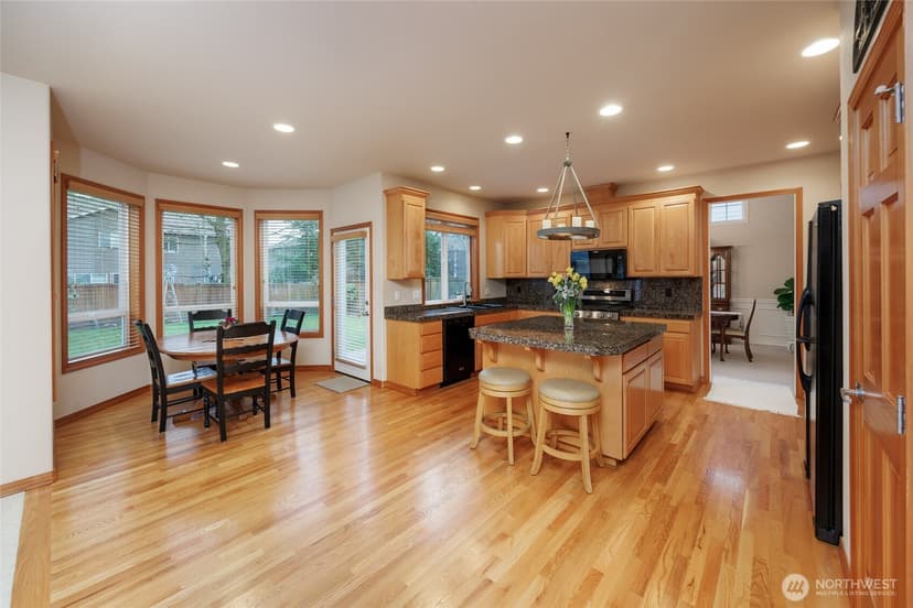 Property photo for 17001 31st Drive SE, Bothell photo 15