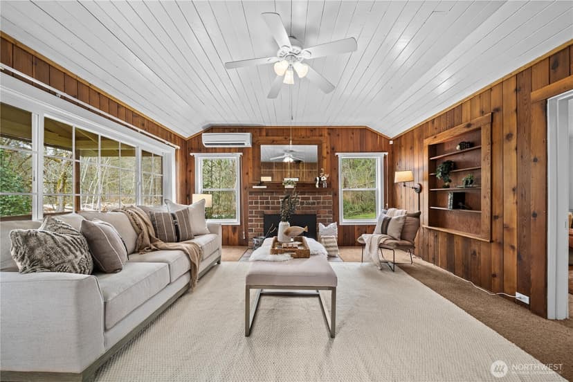 Property photo for 23711 Dorre Don Way SE, Maple Valley photo 7
