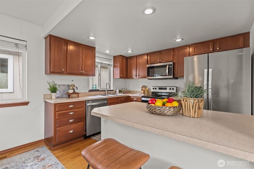 Property photo for 1450 S Donovan Street, Seattle photo 12