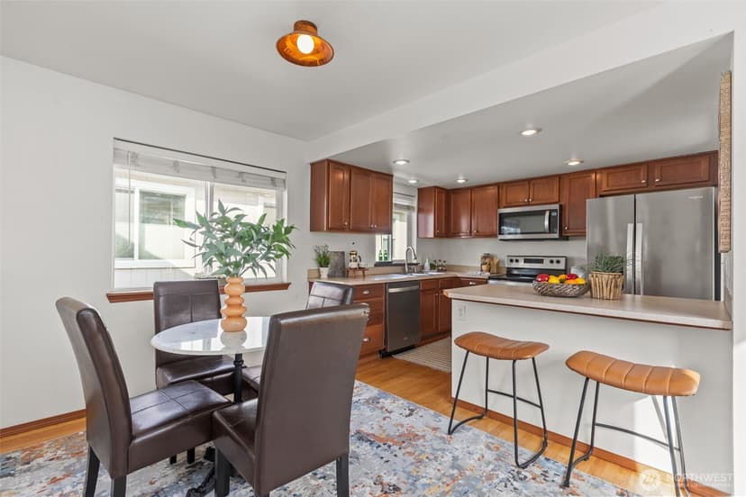 Property photo for 1450 S Donovan Street, Seattle photo 9