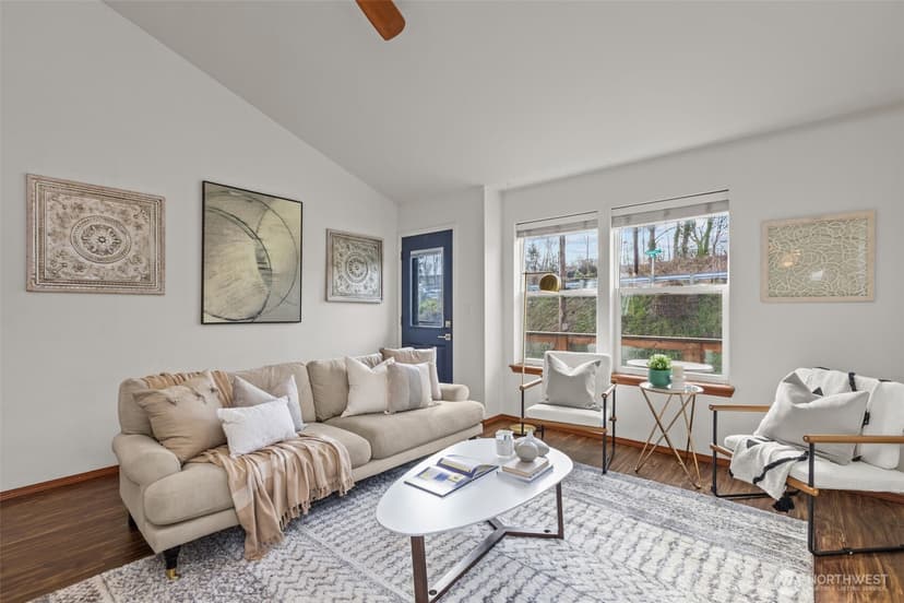 Property photo for 1450 S Donovan Street, Seattle photo 4