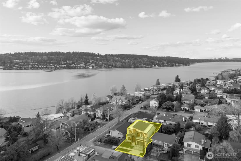 Property photo for 904 N 33rd Place, Renton photo 39