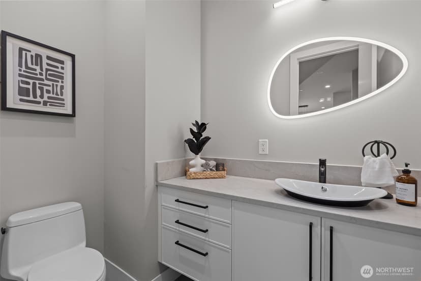 Property photo for 904 N 33rd Place, Renton photo 15