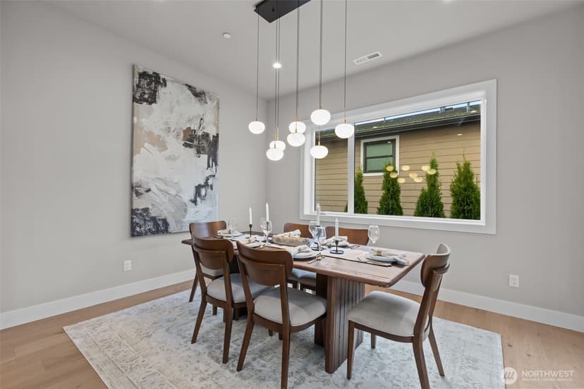 Property photo for 904 N 33rd Place, Renton photo 6