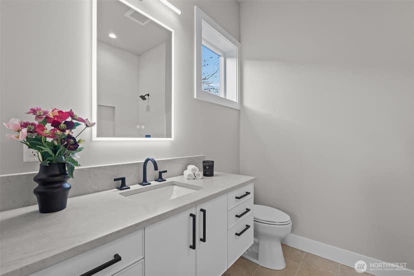 Property photo for 904 N 33rd Place, Renton photo 17