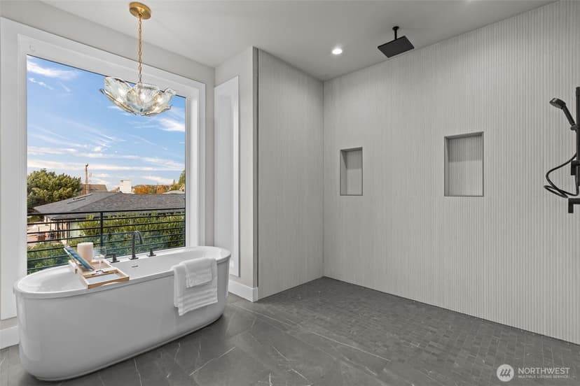 Property photo for 904 N 33rd Place, Renton photo 21