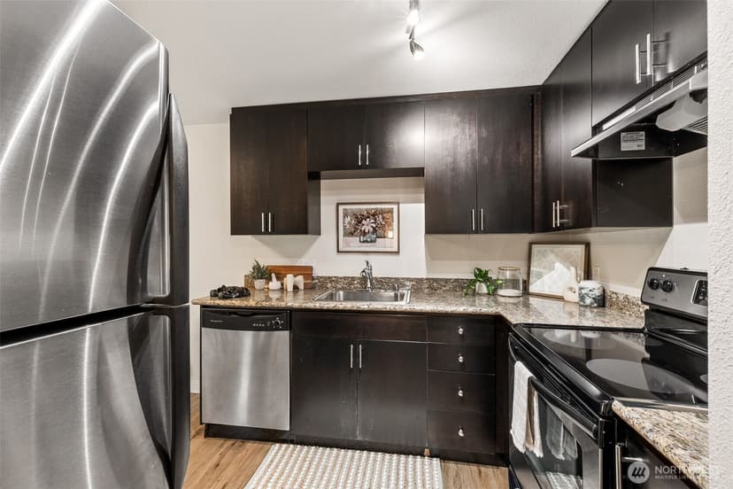 Property photo for 9810 28th Avenue SW #B101, Seattle photo 8