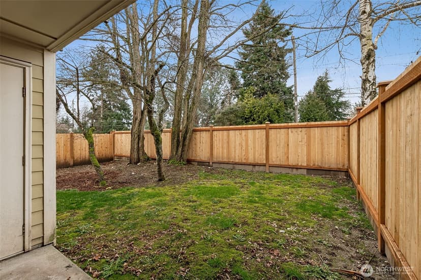 Property photo for 9810 28th Avenue SW #B101, Seattle photo 16