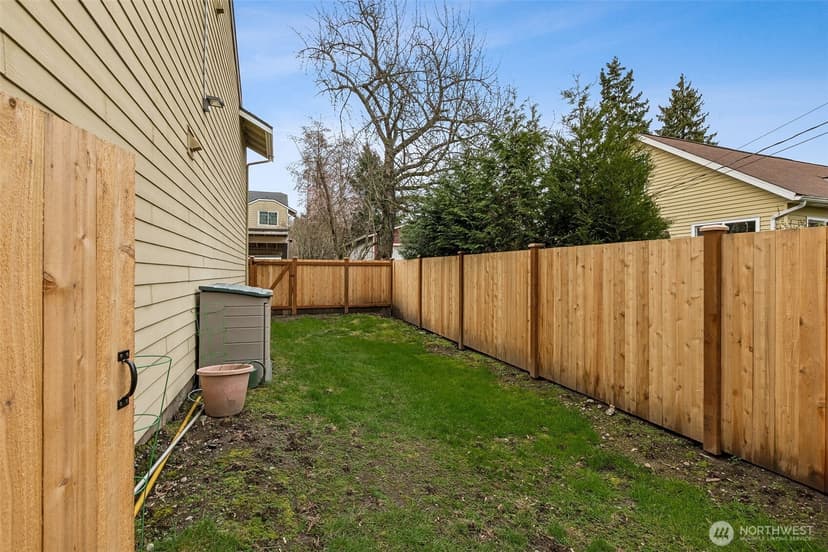 Property photo for 9810 28th Avenue SW #B101, Seattle photo 20