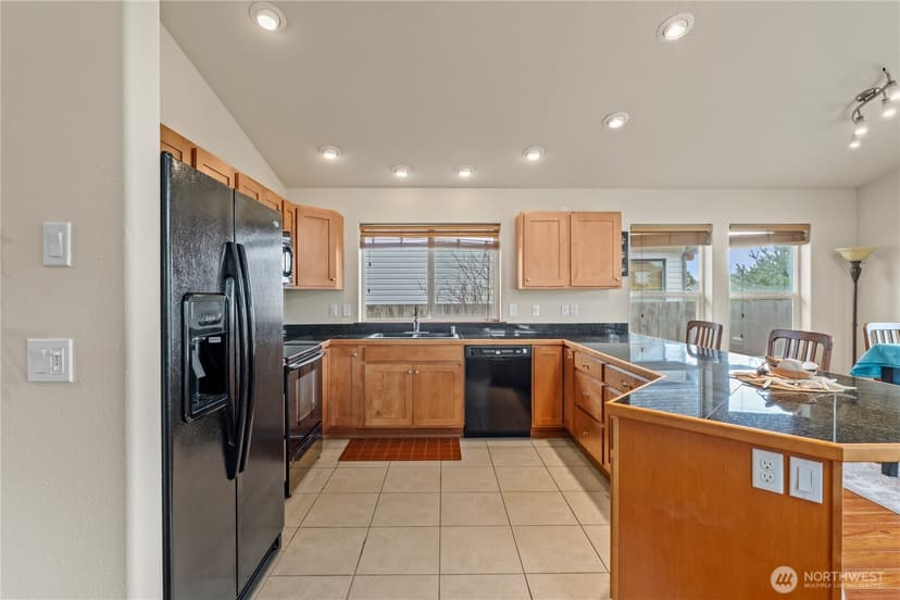 Property photo for 329 Cockle Street SW, Ocean Shores photo 6