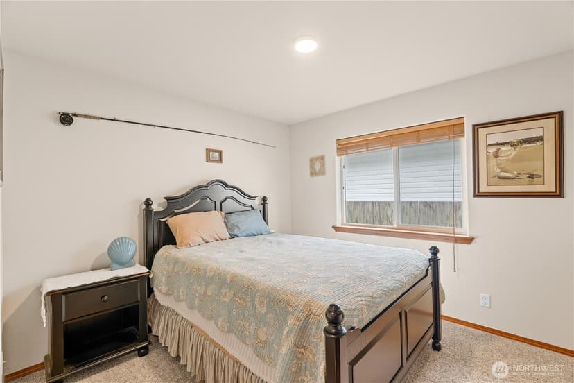 Property photo for 329 Cockle Street SW, Ocean Shores photo 18