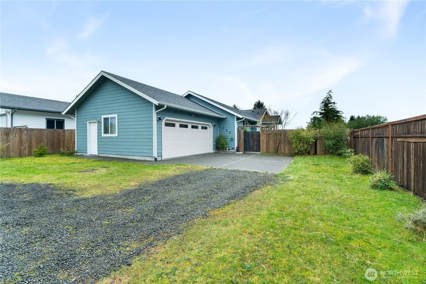 Property photo for 329 Cockle Street SW, Ocean Shores photo 25