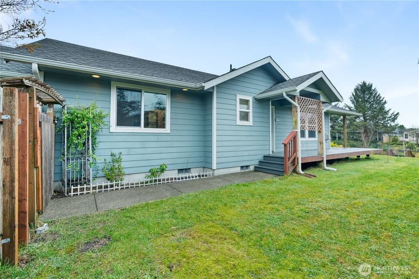 Property photo for 329 Cockle Street SW, Ocean Shores photo 24