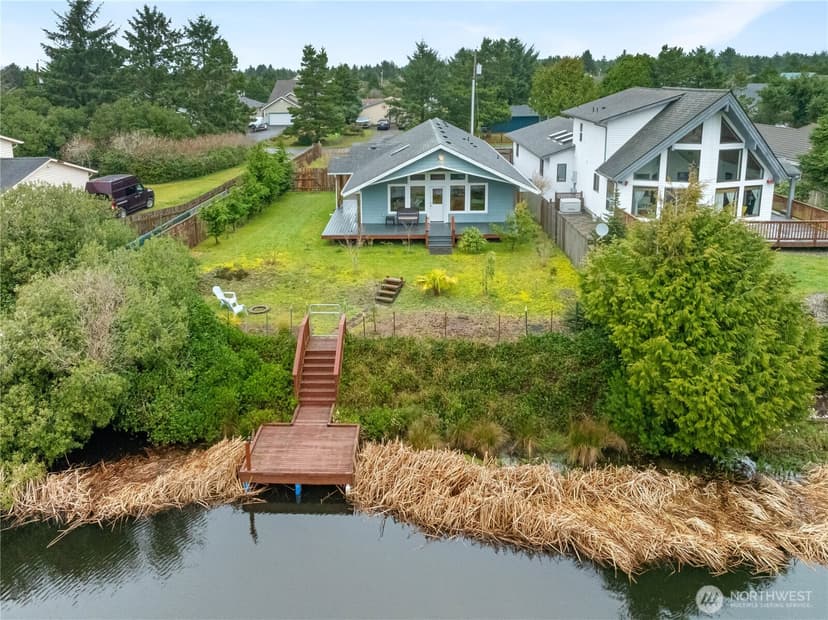 Property photo for 329 Cockle Street SW, Ocean Shores photo 34