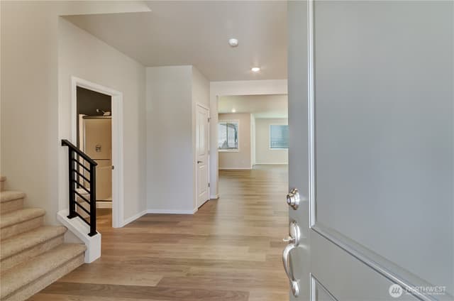 Property photo for 18309 37th Avenue E, Tacoma photo 3