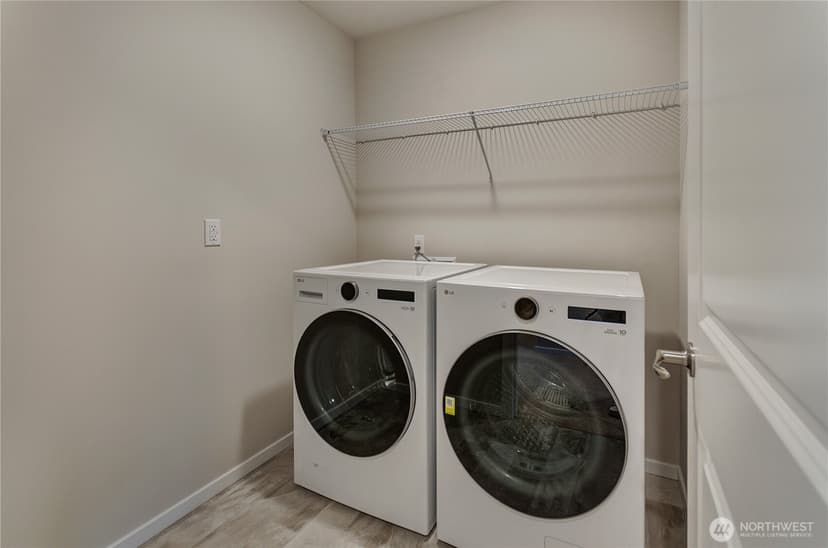 Property photo for 18309 37th Avenue E, Tacoma photo 28